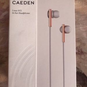 Caeden ear Headphones